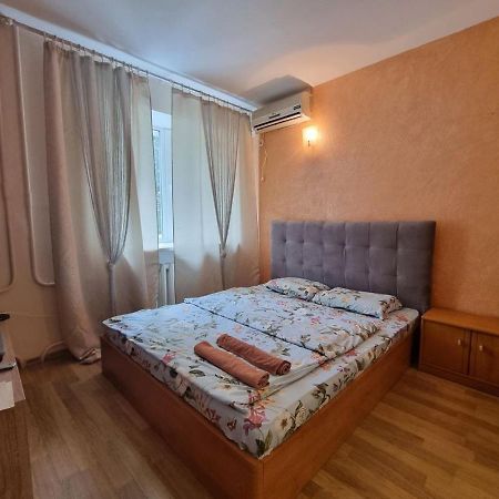 Апартаменты В Центре На Гагарина Dnipro Ngoại thất bức ảnh